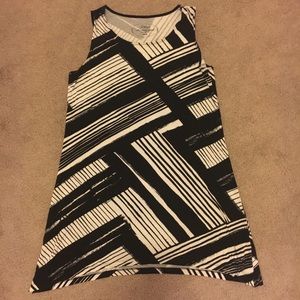 Soma Black and White Sleeveless Tunic